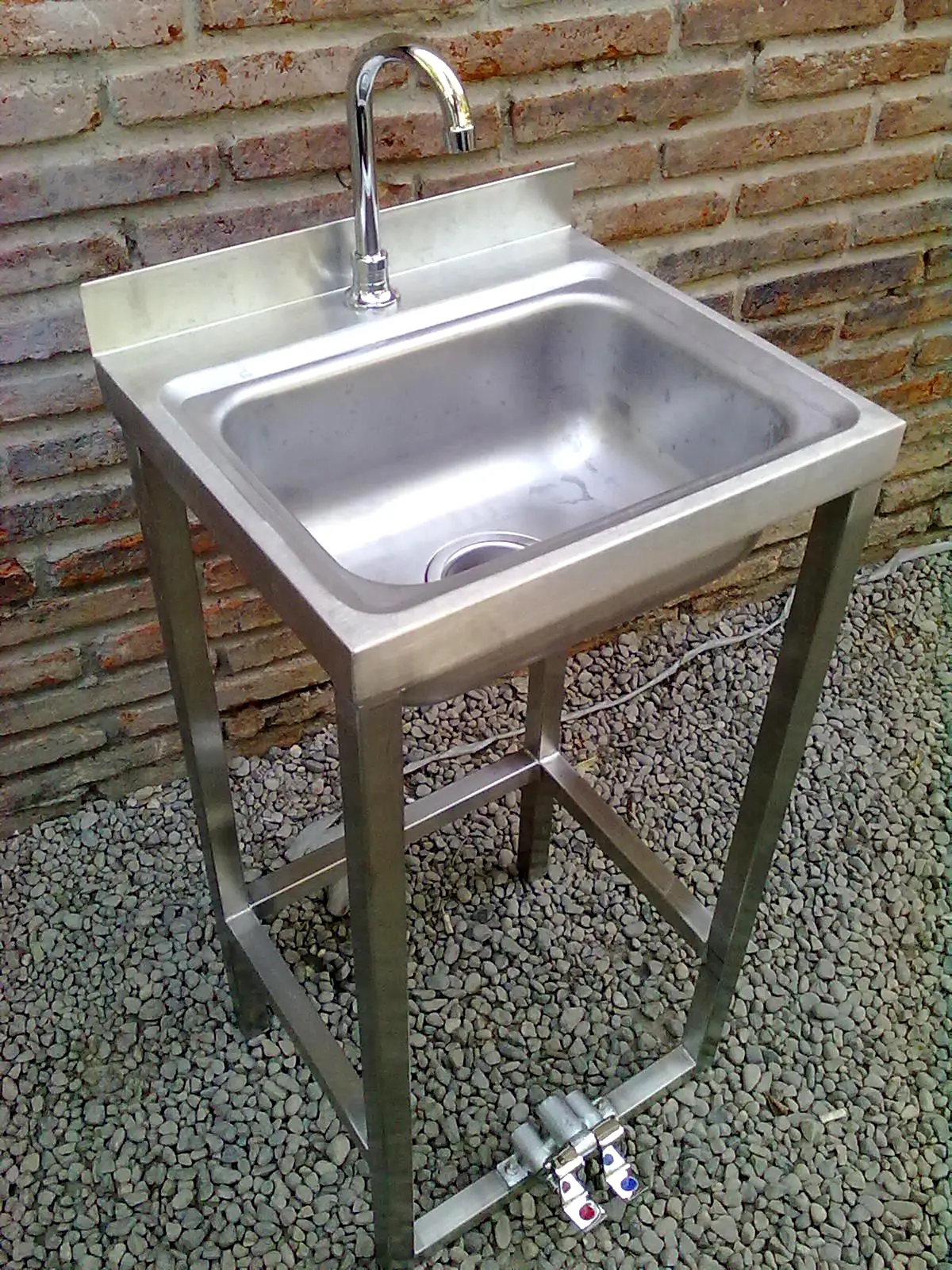 lavamanos acero inoxidable con pedal